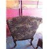 Image 3 : Antique Chair 28.5"x 25"x 37"