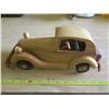 Image 3 : wooden car model