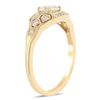 Image 3 : 0.50 ctw SI2 CLARITY CENTER Diamond 18K Yellow Gold Ring (0.68 ctw Diamonds)