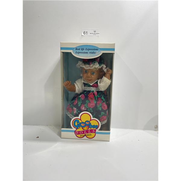 Gloobee Dolls