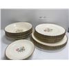 Image 1 : Large Set Of Dinner Plates
