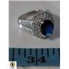 Image 1 : 8 X 10 MM OVAL BLUE CZ RING WITH PAVE