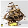 Image 1 : MUSICAL BRASS VIKING SHIP