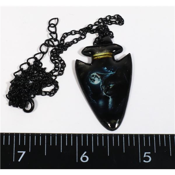 NEW FAUX CAT ARROW HEAD CAT PENDANT WITH  CHAIN