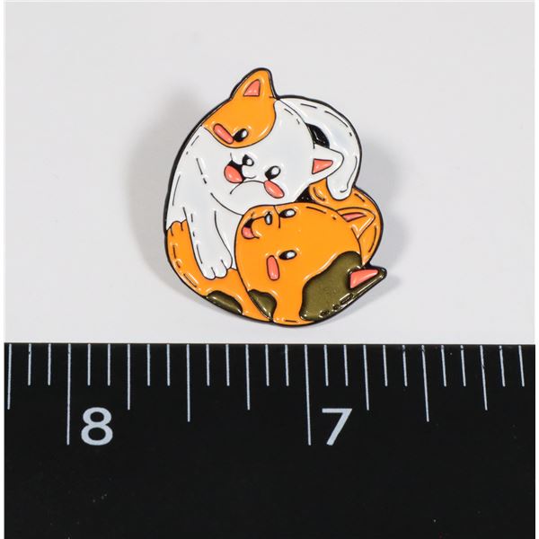 NEW HEART SHAPED CUDDLING CATS LAPEL PIN