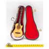 Image 1 : MINI GUITAR AND CASE ORNAMENT GIFT NEW