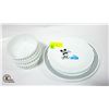 Image 1 : DISNEY CORELLE DISH SET INCLUDES