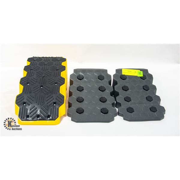 3 VARIOUS WHEEL CHALKS