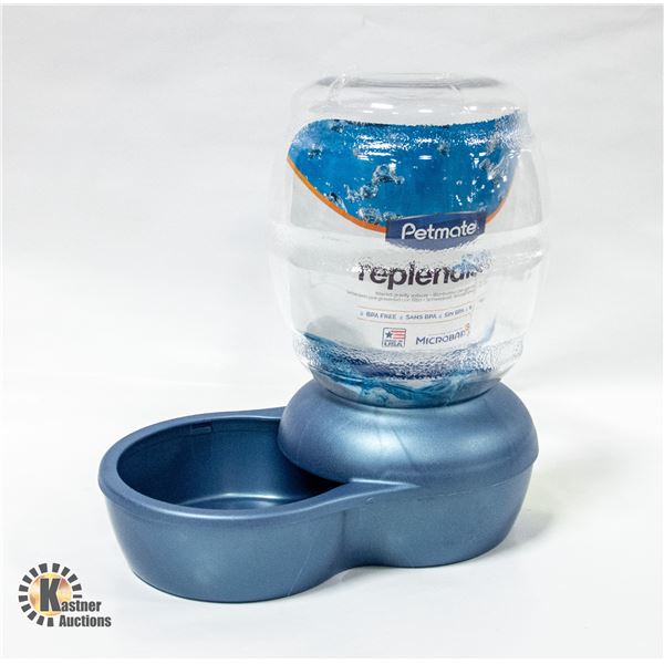 NEW UNPACKED 1 GALLON PETMATE GRAVITY WATER FEEDER