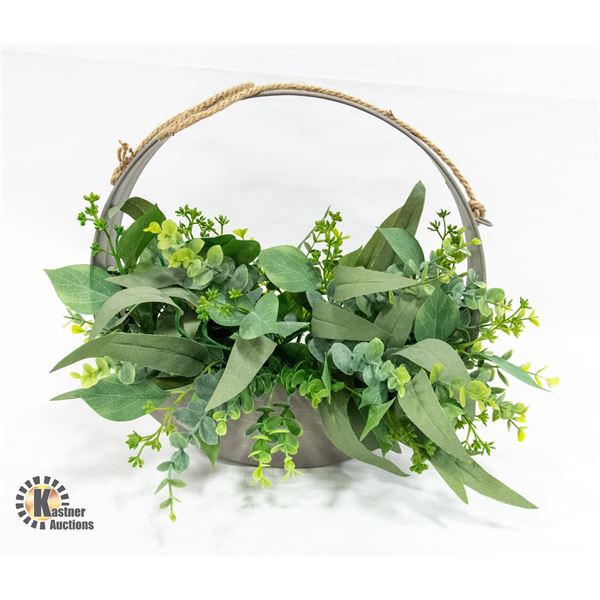 BAILIFF SEIZURE: HANGING FAUX PLANT DECOR