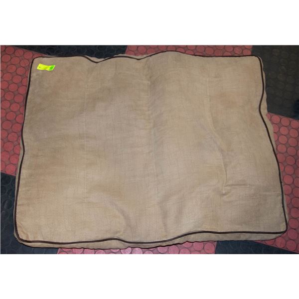 DOG BED 25" X 34"