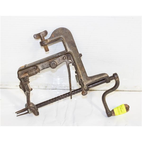 ANTIQUE APPLE PEELER