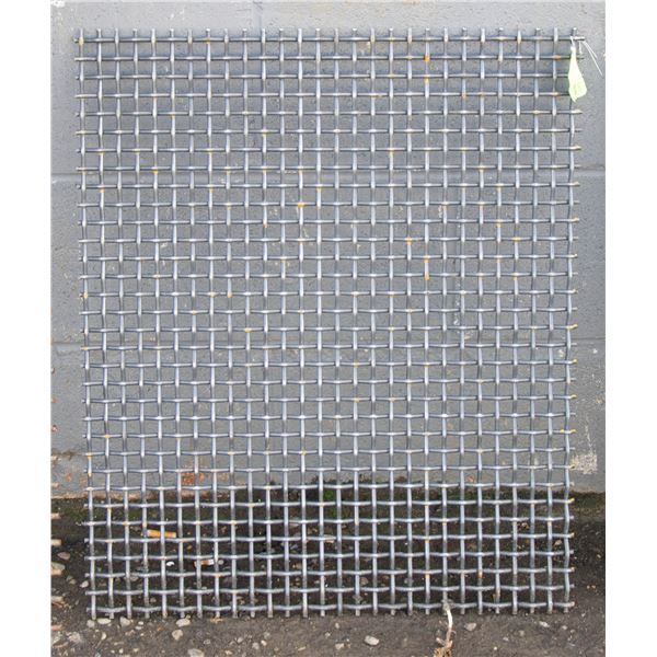 25" X 21" HIGH CARBON STEEL SCREEN