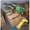 Image 1 : PALLET OF ESTATE MISC ITEMS
