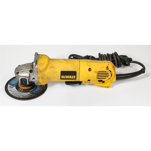 DEWALT 4 1/2" ANGLE GRINDER