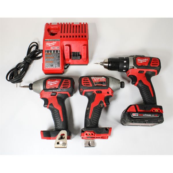 MILWAUKEE 1/4" IMPACT DRIVER & 1/2" DRILL DRIVER