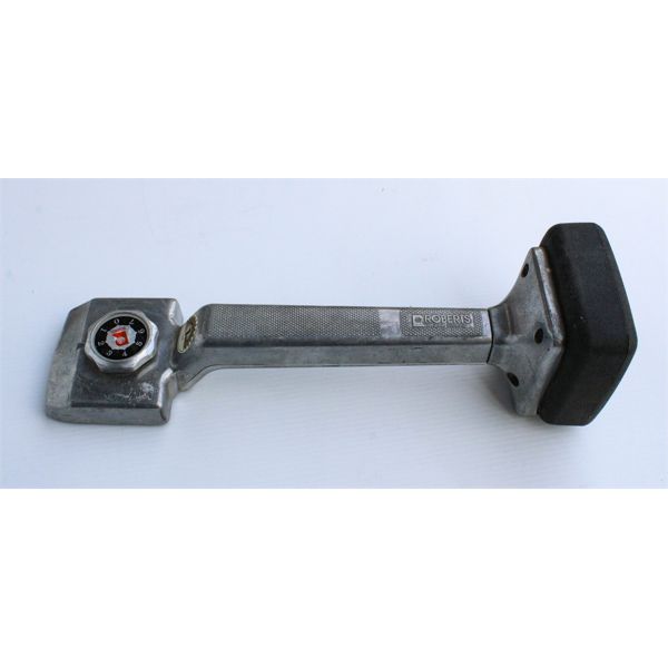 ROBERTS KNEE KICKER MODEL 10-412