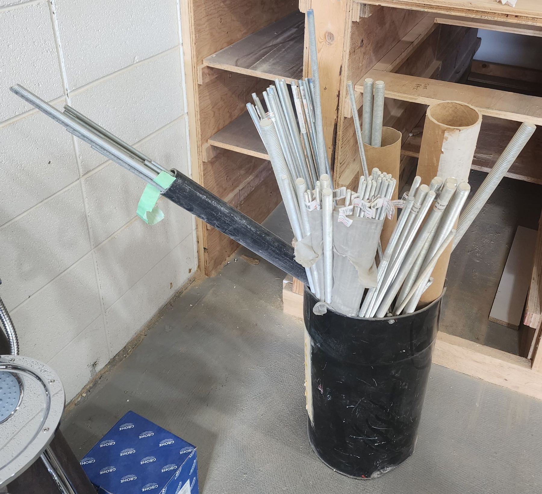 Threaded Rod Container BUCKET OF ASSORT. THREADED ROD