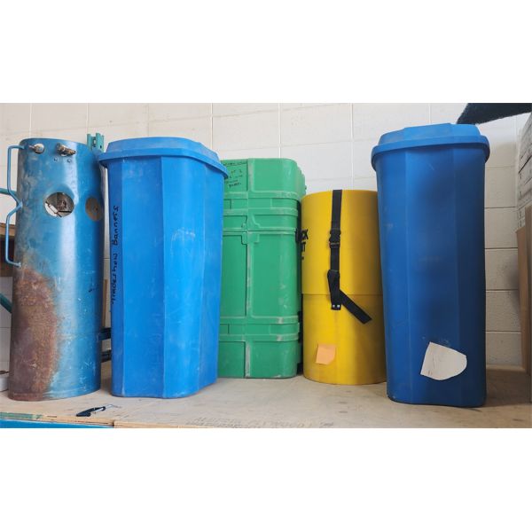 4 TRADE SHOP POP UP WALLS / BACK DROPS