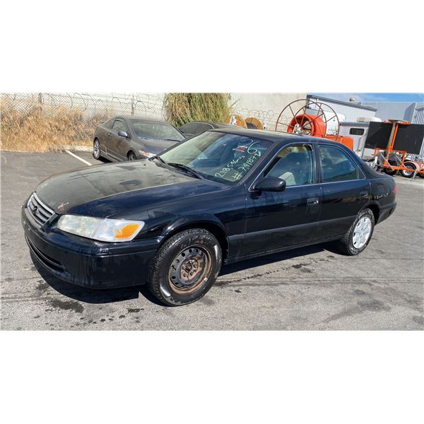 2000 Toyota Camry CE
