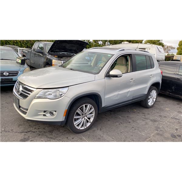 2011 Volkswagen Tiguan S