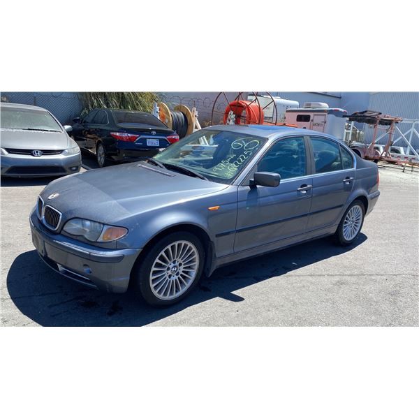 2003 BMW 3 Series 330xi