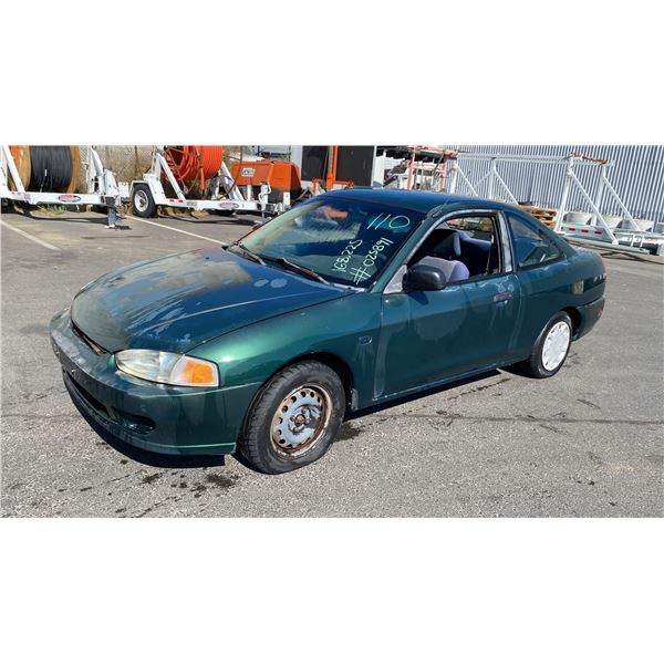 2000 Mitsubishi Mirage DE
