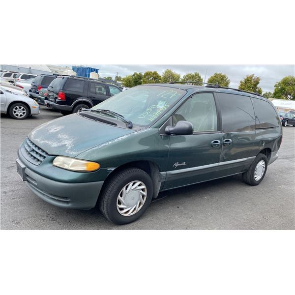 1999 Plymouth Grand Voyager SE
