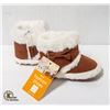 Image 1 : NEW PAIR OF BABY CRIB BOOTIES SIZE 2, BROWN