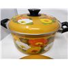Image 2 : Vintage Cookware Set