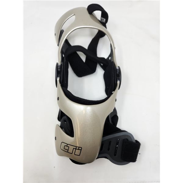 New CTI Ossur LG Right Knee Brace