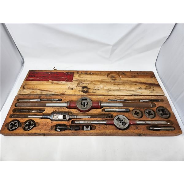 Vintage Craftsman Tap and Die Set
