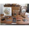 Image 2 : Assorted Home Wall Decor & Key Chain Collection