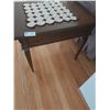 Image 3 : Kroehler Side Table with Drawer 20 Wide x 26 Deep x 22 1/2 High