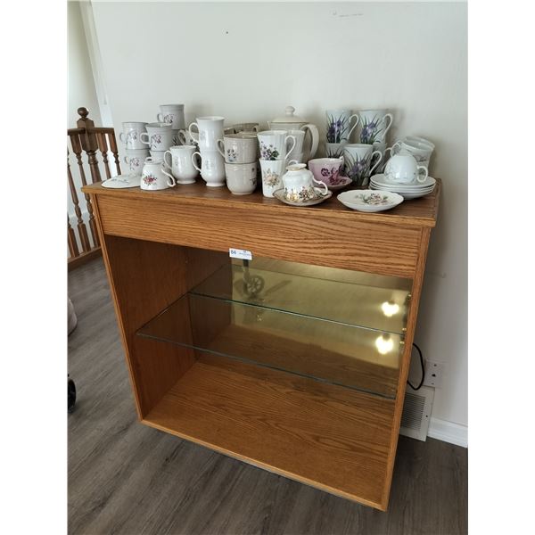 Wooden Cabinet with Glass Shelf & Mirrored Back (China not Included)