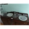 Image 1 : Assorted Glassware & Serving Dishes Including Bubble Glass