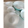 Image 2 : 6 Vintage Pyrex Mixing Bowls