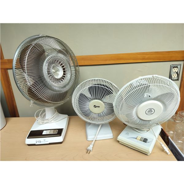 3 Desk Fans