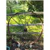 Image 1 : Vintage Wagon Wheel