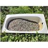 Image 1 : Bathtub Full of Decorative Rocks