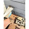 Image 5 : Assortment of Cinder Blocks, Tiles & Bricks