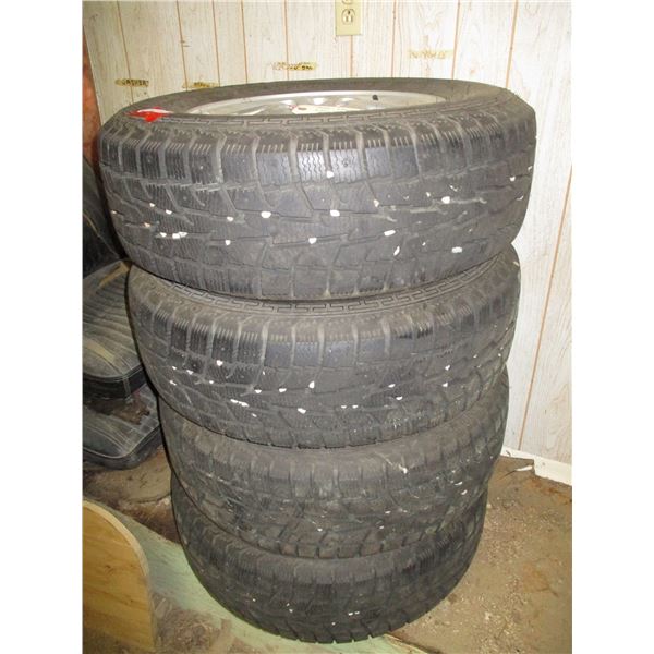 (4X the Bid) (4) Ford Escape Tires and Rims -- 235/70-R16