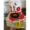 Image 2 : Mickey Mouse Record Player