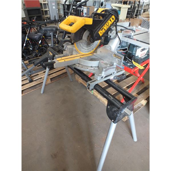 Dewalt Compound Mitre Saw w/ Stand