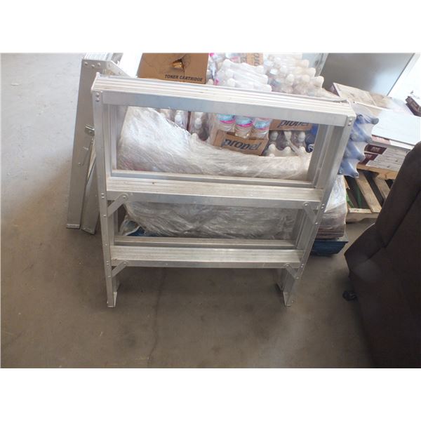 2 Aluminum Saw Horses / Step Ladders