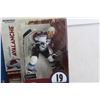 Image 2 : NHL Joe Sakic #19 Colorado Avalanche Sealed Figurine
