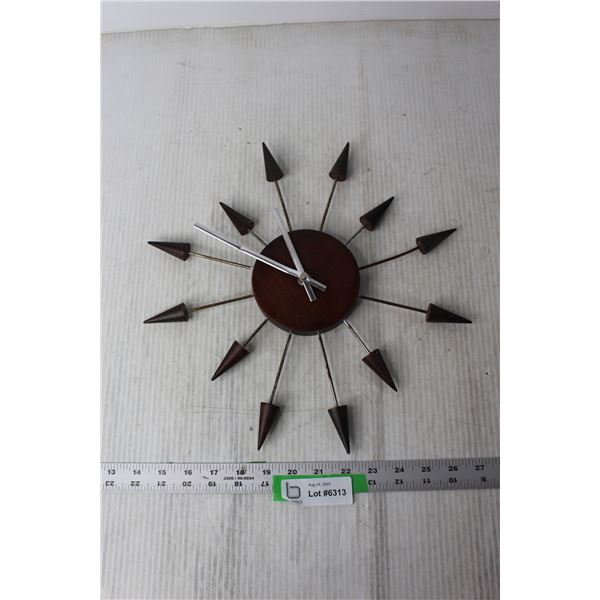 Vintage Arrow Wall Clock