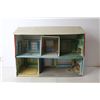 Image 4 : Vintage Tin Doll House