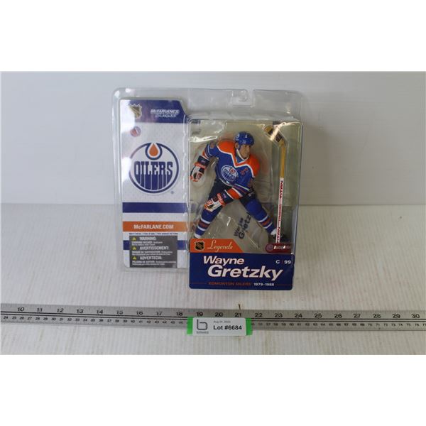 McFarlane's Sports Pick - NHL Legend Wayne Gretzky Action Figure (NIB)