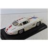 Image 4 : Durango Die Cast Mercedes Benz 300 LS 1954